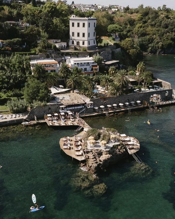 A Bold Multi-Day Wedding by the Seaside in Ischia, Italy