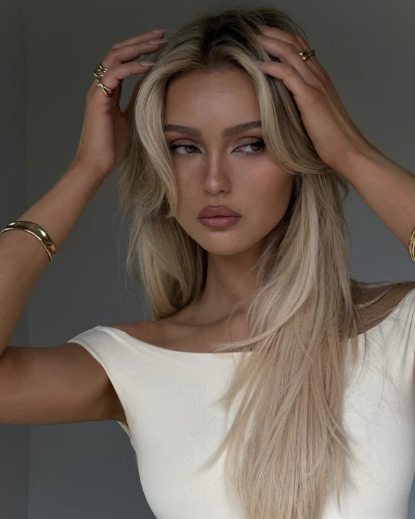 10 Beauty Influencers for Chic Bridal Makeup Inspo