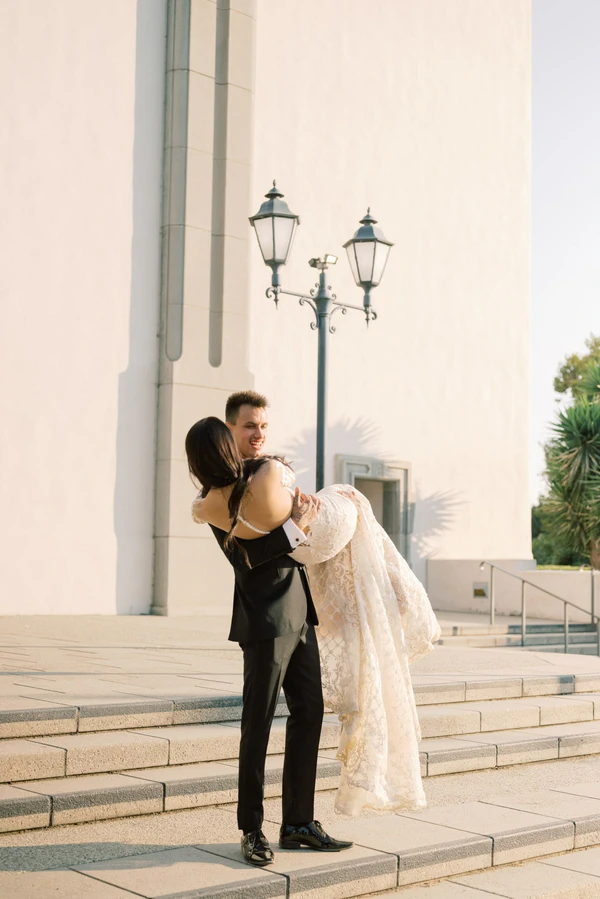 Sarah & Devin: classic black tie wedding in California — photo 9