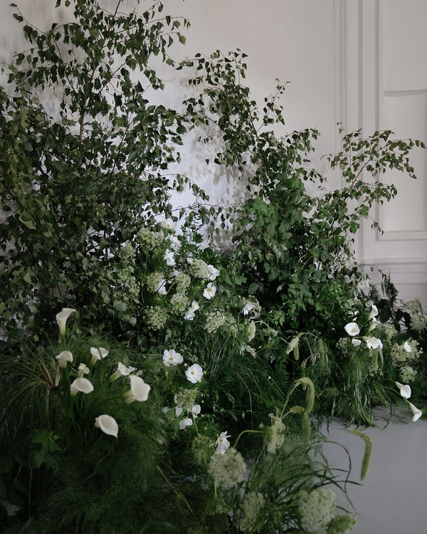 An Elegant Vintage-Style Wedding in a Historic Mansion