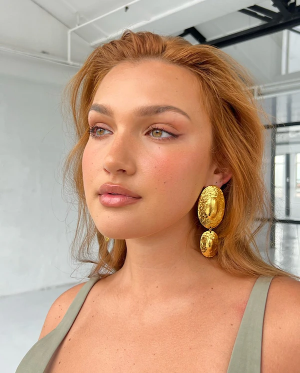 <a href="https://www.instagram.com/p/CoE2Bg1hxg0/?igsh=MzRpYjRiZmJ5bGlt">Joanna Luhrs</a>