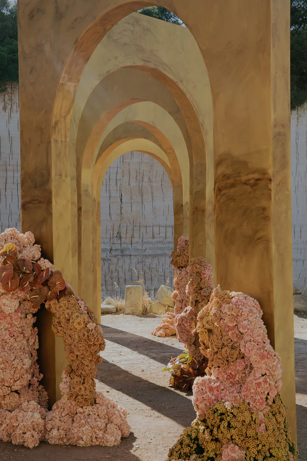 Pastel Florals, Golden Arches & a Dance-Filled Night at This Menorca Quarry Wedding