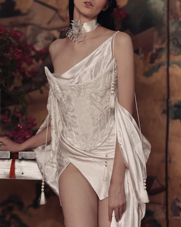The Chicest Trends from the Fall '25 Bridal Collections