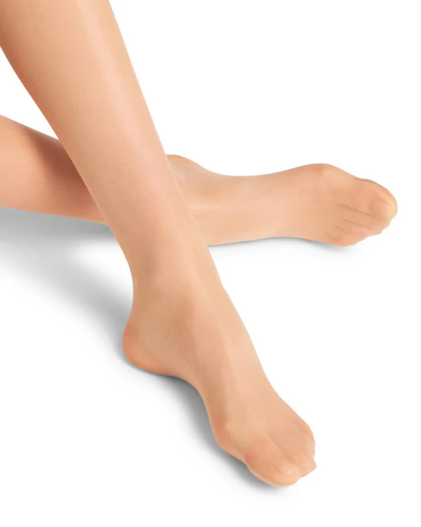 12 Hosiery Pieces to Complete Your Bridal Look