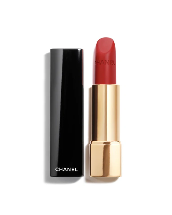 Red Lipsticks with Different Textures for a Bridal Look