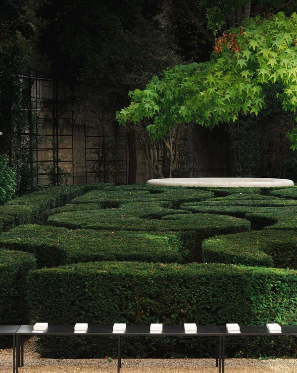 20 Creative Bench Seating Ideas for Your Wedding