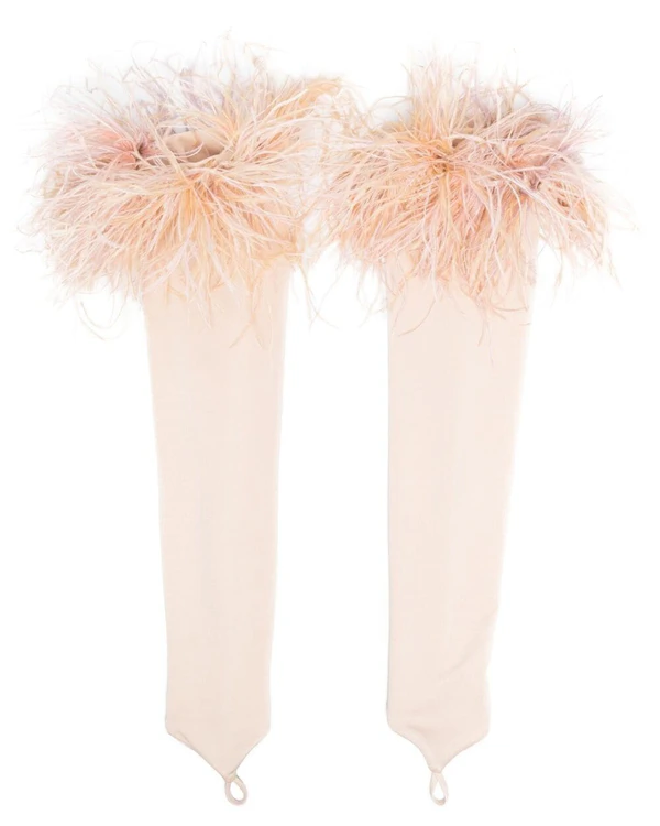 Gloves to Style Up Your Wedding Look: 10 Delicate Pairs