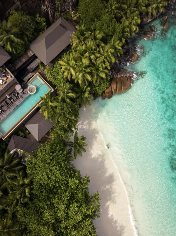 <a href="https://www.instagram.com/p/DWLr7mADKME/">Four Seasons Seychelles</a>, Content: <a href="https://www.instagram.com/nichodebiasio/">Nicho de Biaso</a>