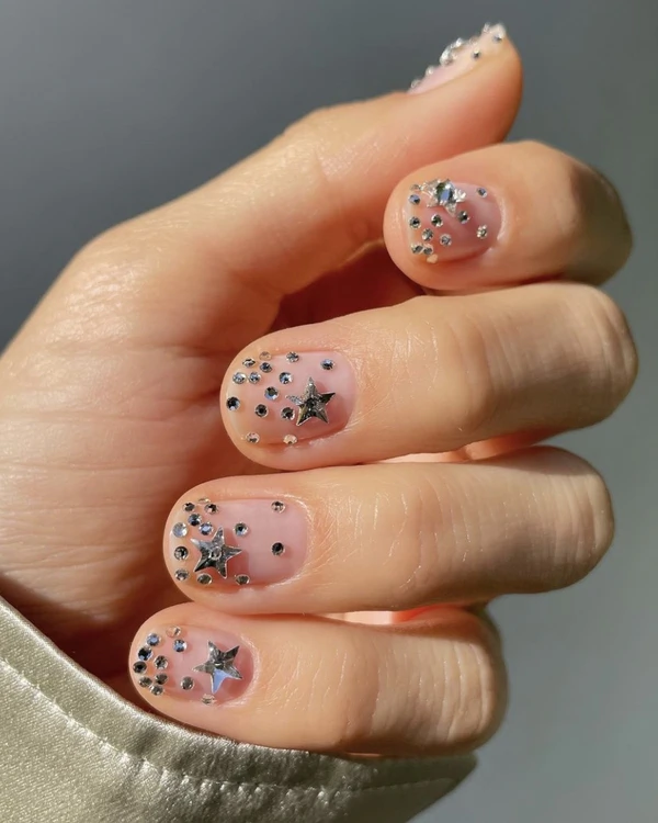 10 Major Nail Trends for 2025