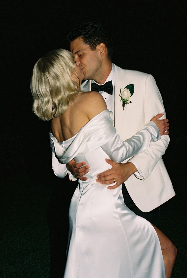 Lou Lou Memphis, wedding photographers in Melbourne, Australia — portfolio photo 5