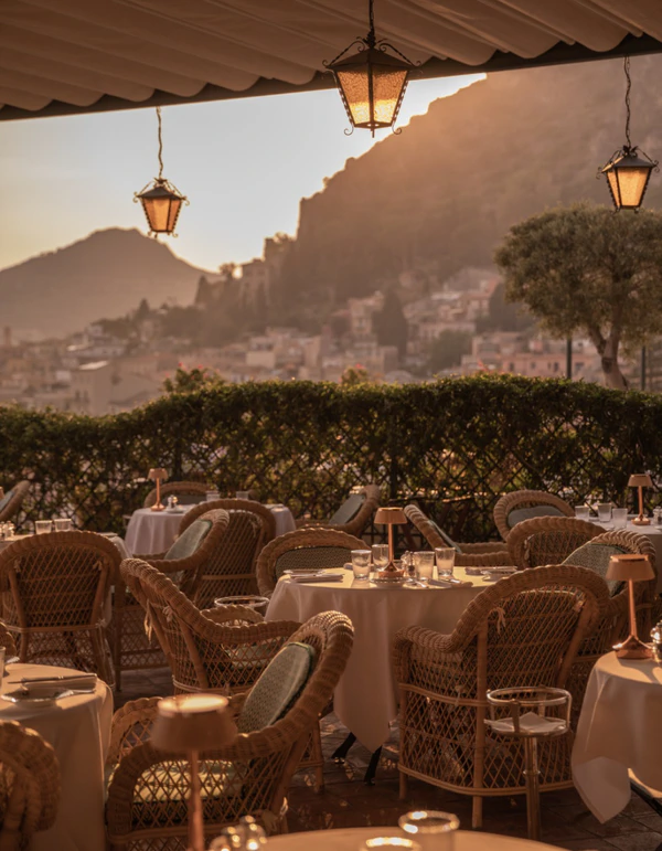 <a href="https://www.instagram.com/p/DSAgx5lFXVw/?hl=en&img_index=1">Grand Hotel Timeo</a>