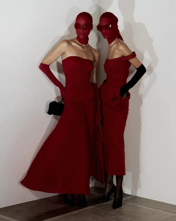 Magda Butrym's Romanticism-Filled SS 25 RTW Collection