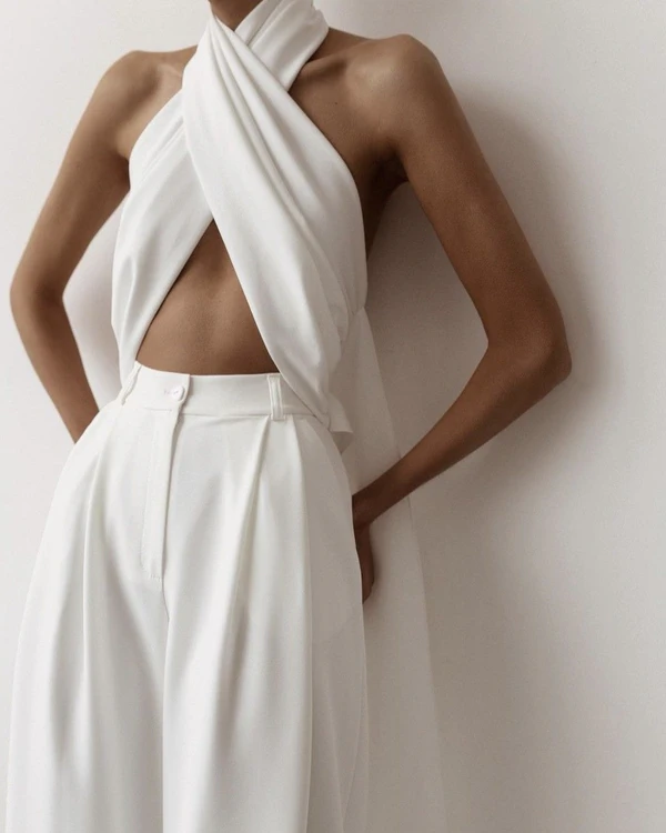 The Best Self-Tanners for Perfectly Bronzed Skin on Your Wedding Day