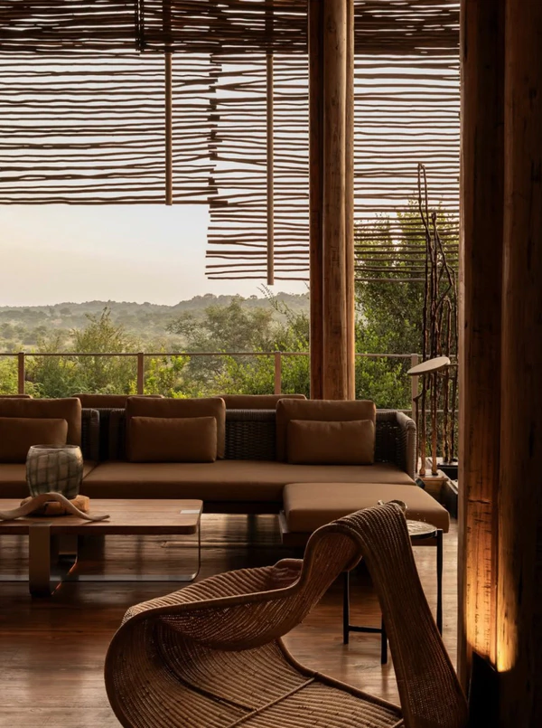 <a href="https://www.instagram.com/p/DaIHSD0DL1x/?img_index=1">Singita</a>