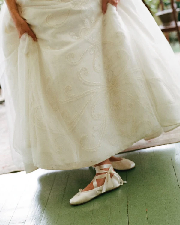 8 Expert Tips on How to Make Your Wedding Photos Feel Like ‘You’