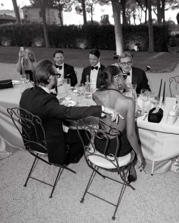 From Roman Garden Romance to a Red-Lit Nightclub at This Villa Aurelia Wedding