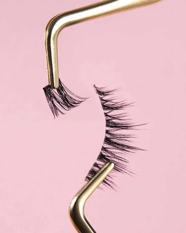 10 False Lash Brands Bridal Makeup Artists Swear By