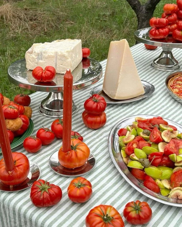 35 Unique Ideas for a Chic Bridal Shower