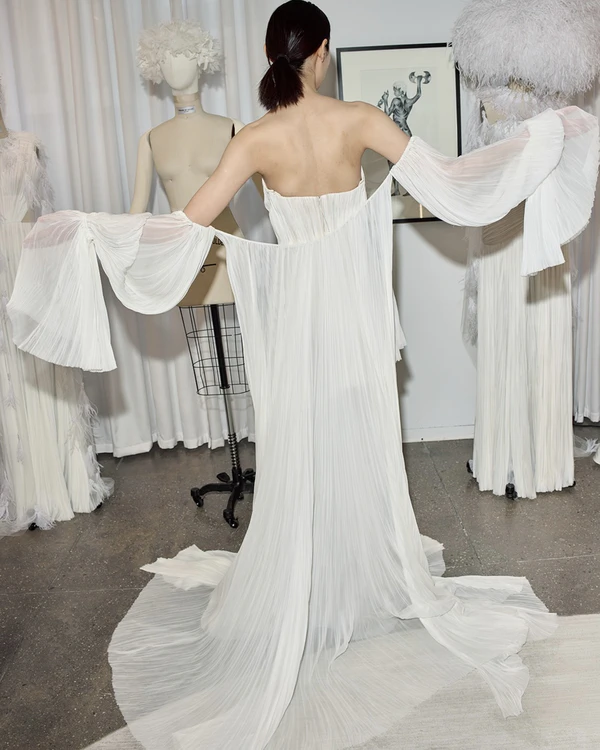 <a href="https://www.instagram.com/houseofgilles/">House of Gilles</a>, Photography: <a href="https://www.instagram.com/calenrose/">Calenrose</a>