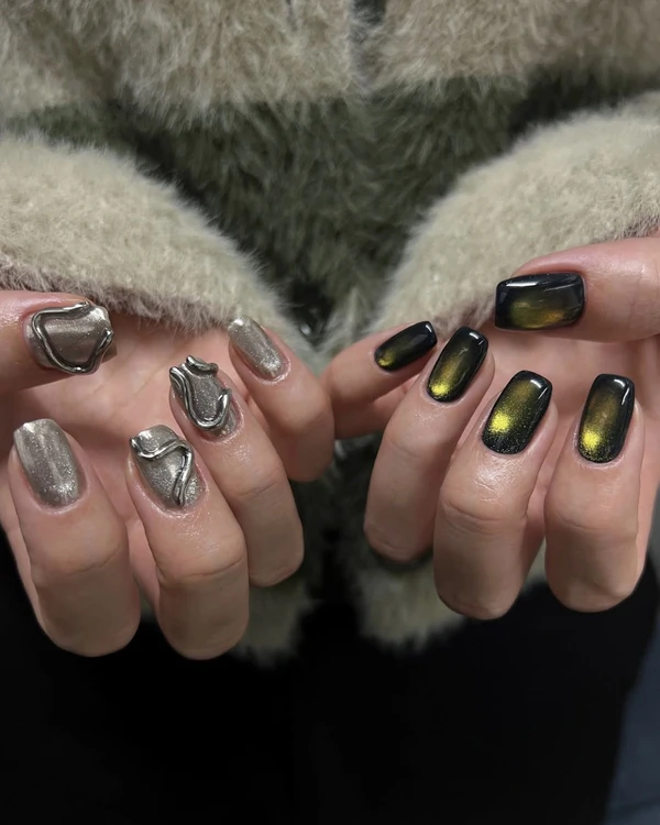 30 Nail Designs to Try This Holiday Season