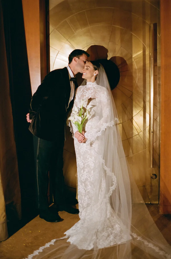 Martinis, Manhattan Views & Midnight Dancing: The Coolest Wedding Weekend Hotel in New York City