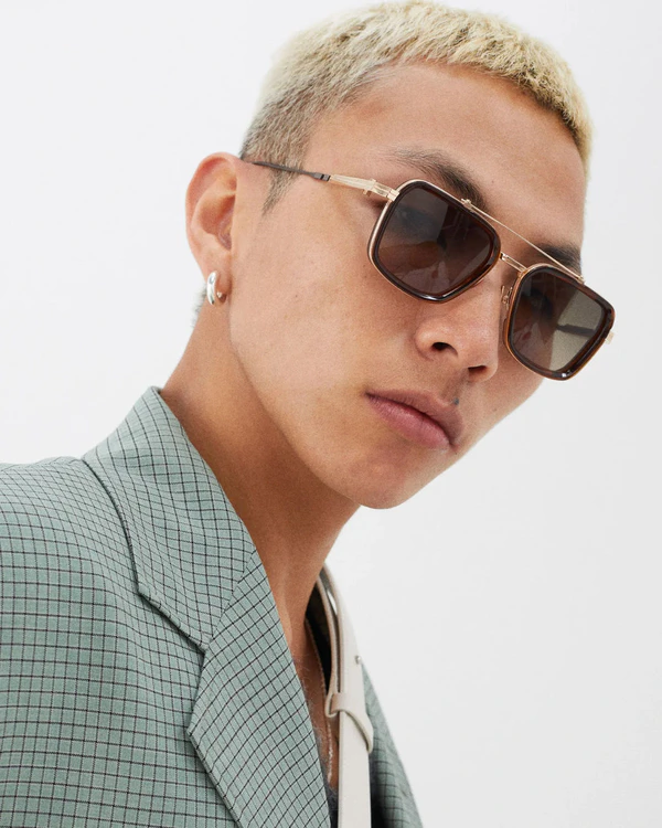 Accessories for Fashion-Forward Grooms