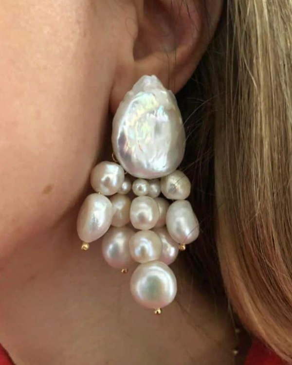 35 Ocean-Inspired Accessories to Complete Your Beach Bridal Look