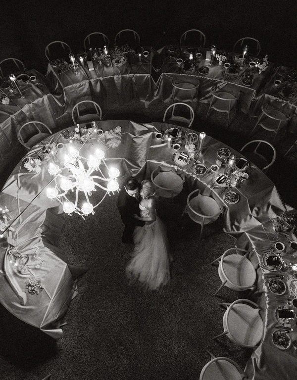 A Dreamlike Siren-Inspired Wedding With Oceanic Details in California