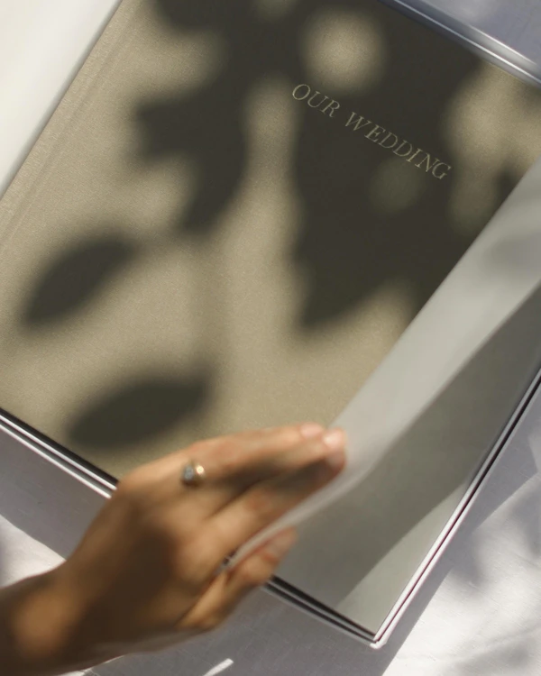 8 DIY Websites to Create a Coffee-Table Worthy Wedding Photobook