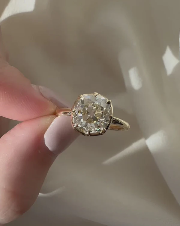 <a href="https://andriabarbone.com/products/2-carat-old-mine-cut-diamond-in-yellow-gold-collet-setting?utm_source=Pinterest&utm_medium=organic">Andria Barboné</a>