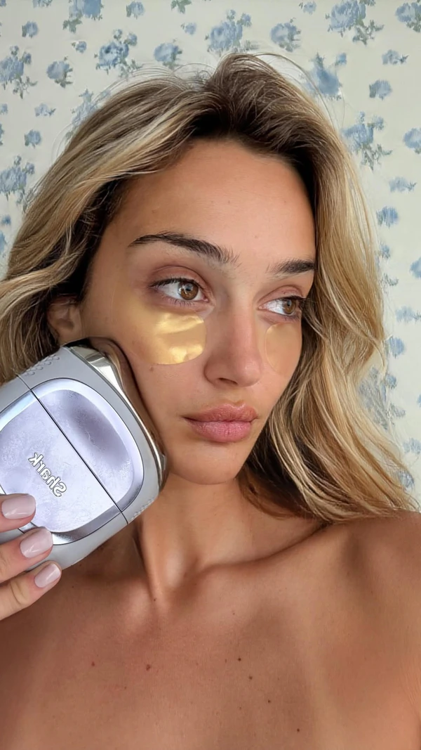 <span><a href="https://www.instagram.com/p/DPjolafkjPw/?hl=ru">Shark Beauty</a>, Content: <a href="https://www.instagram.com/suedebrooks/?hl=ru&g=5">Suede Brooks</a></span>