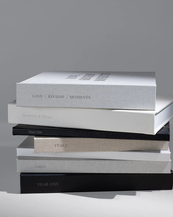 8 DIY Websites to Create a Coffee-Table Worthy Wedding Photobook