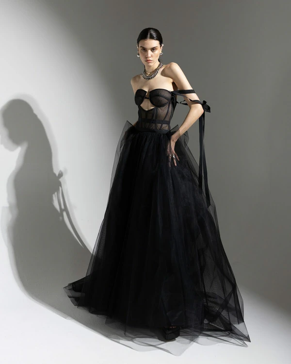The Chicest Trends from the Spring '25 Bridal Collections