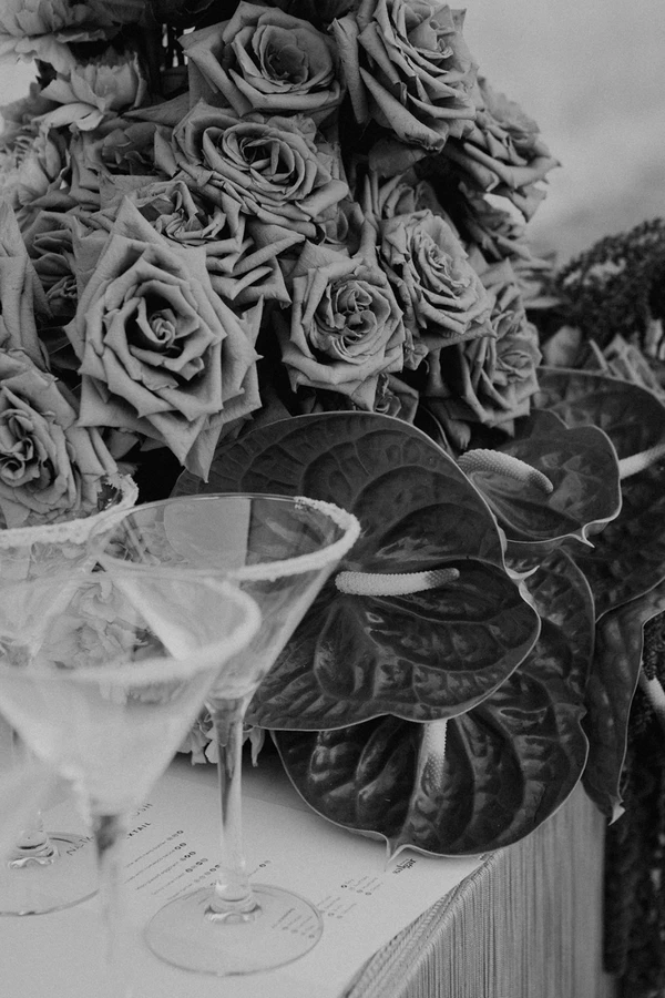 Pastel Florals, Golden Arches & a Dance-Filled Night at This Menorca Quarry Wedding