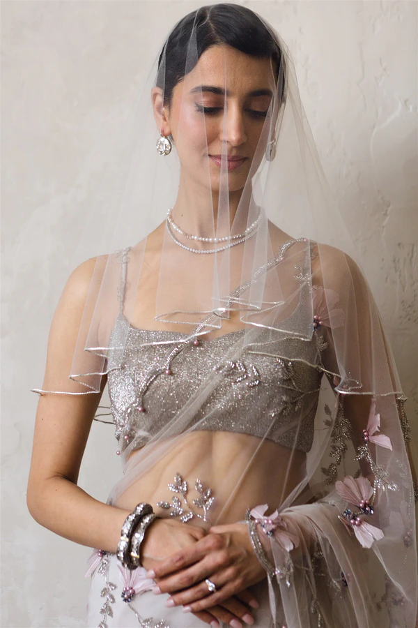 Modern Maharani: Reimagining South Asian Bridal Fashion — photo 8