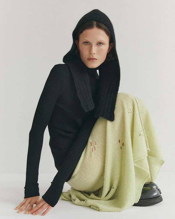 Trendy Headwear Pieces for Fall — photo 1