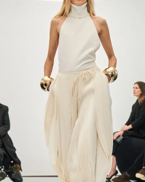 22 Trendy Statement Cuff Bracelets to Instantly Upgrade Your Wedding Look