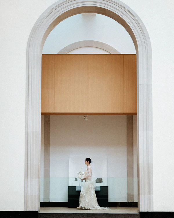 How Sincerely, Studio Pairs Digital and Film for a Story-Driven Wedding Album