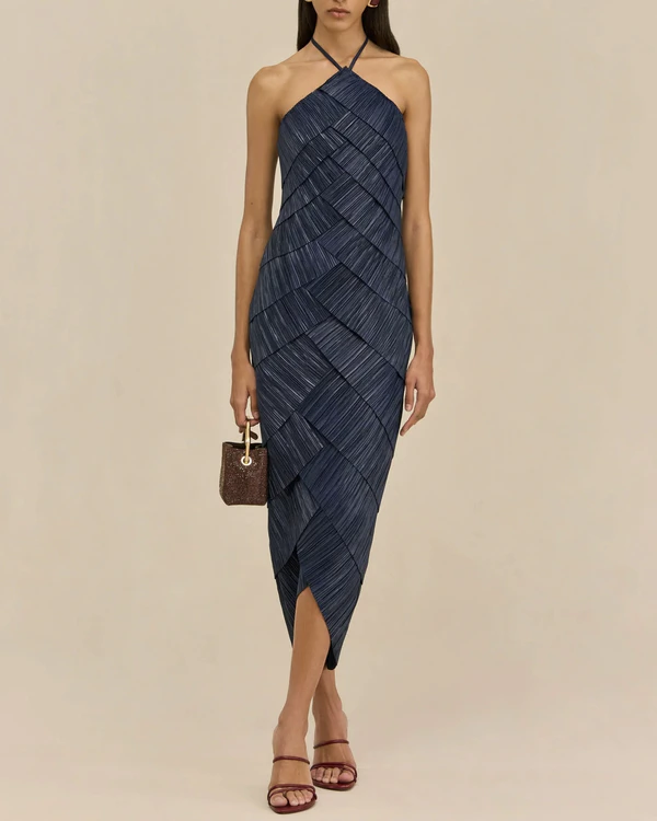30 Party Dresses to Steal the Spotlight This Festive Season
