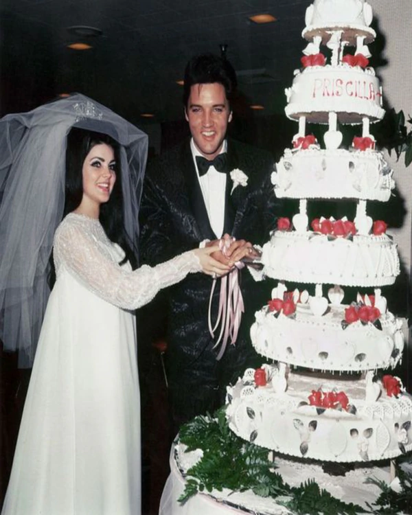 7 Wedding Chapels to Get Married in Las Vegas