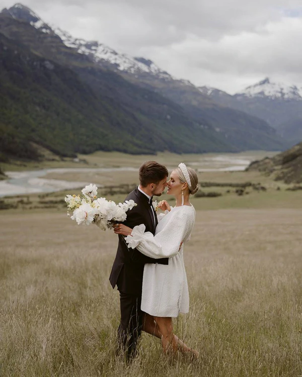 Should You Do First Look Photos?