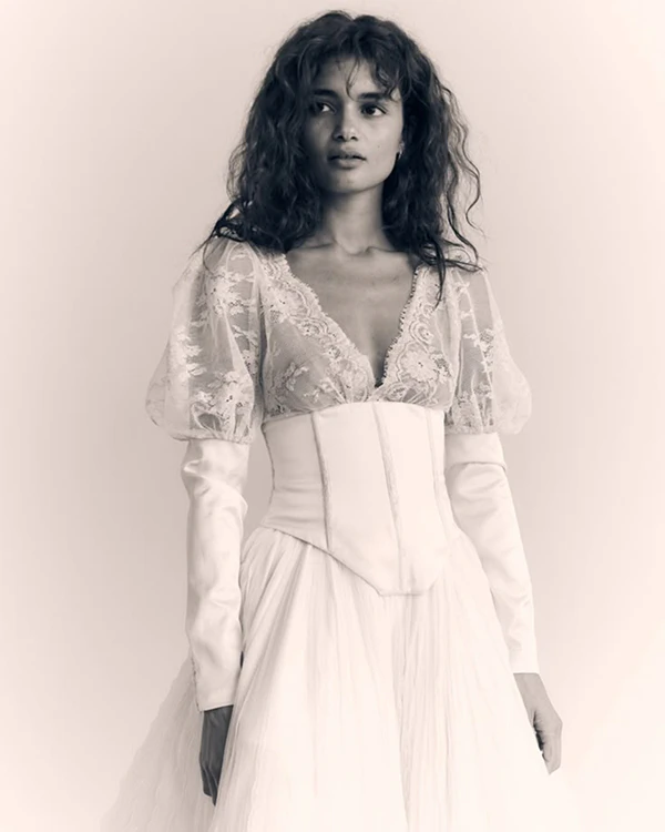 20 Ethereal & Romantic Bridal Hairstyles