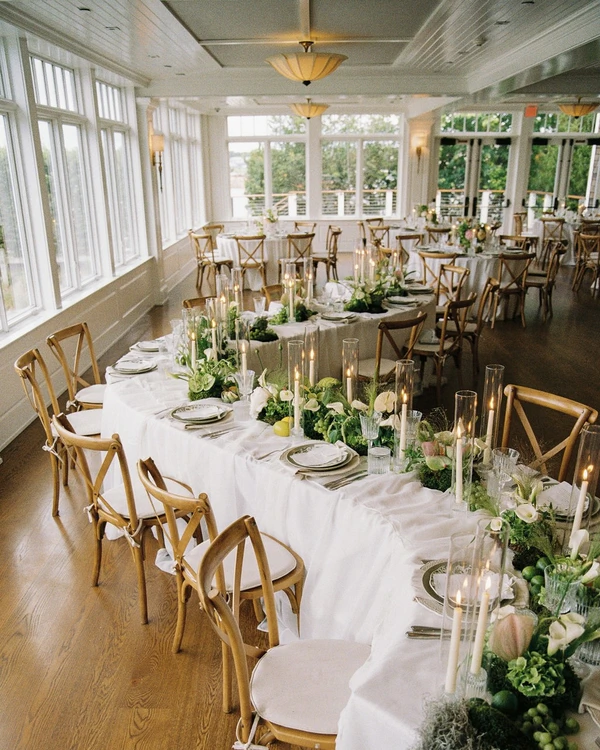 A Stylish Vintage Wedding on Long Island’s North Fork