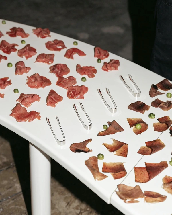 Trend: Modern Grazing Tables