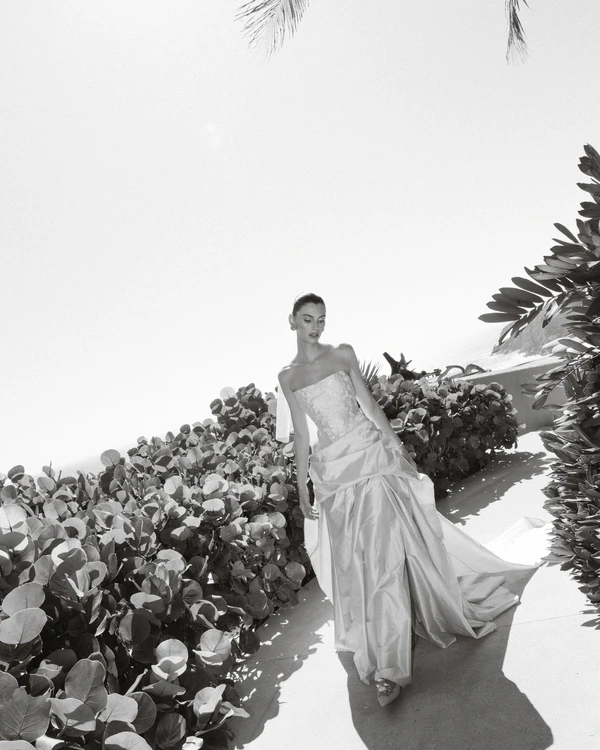 This Annie’s Ibiza Bride Said "I Do" in Careyes, Where Bold Architecture Meets Cinematic Ocean Vistas