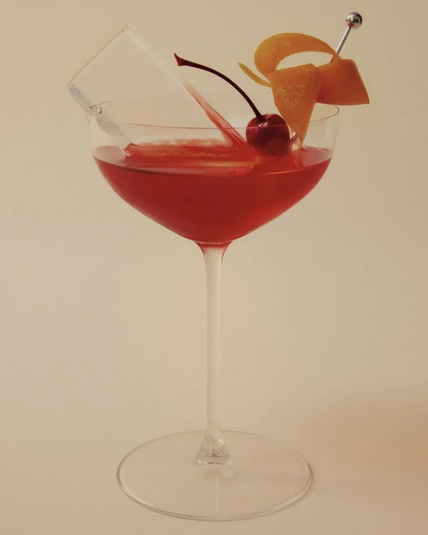 6 Must-Try Signature Wedding Cocktails Your Guests Will Love