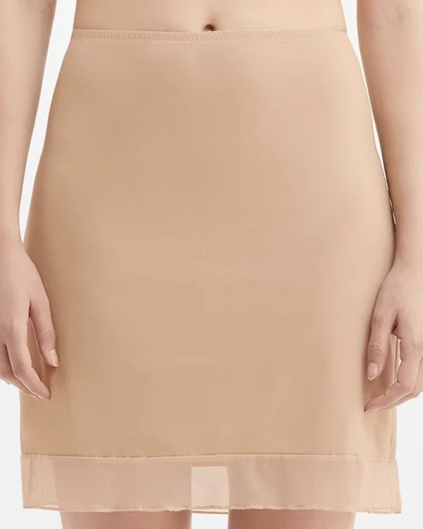 12 Best Shapewear Items to Wear Under the Wedding Dress