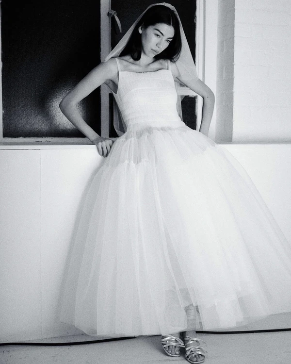 5 Hairstyles Perfect for a Veil