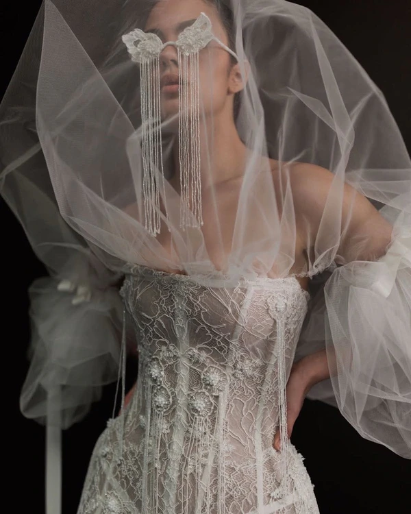 The Chicest Looks & Trends from the Spring '26 Bridal Collections
