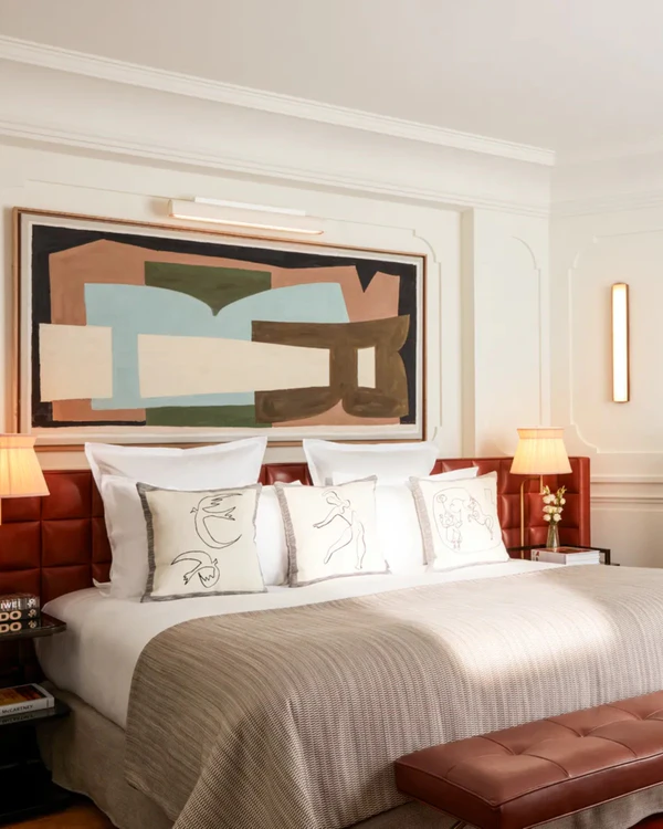 10 Romantic New Hotels in Paris